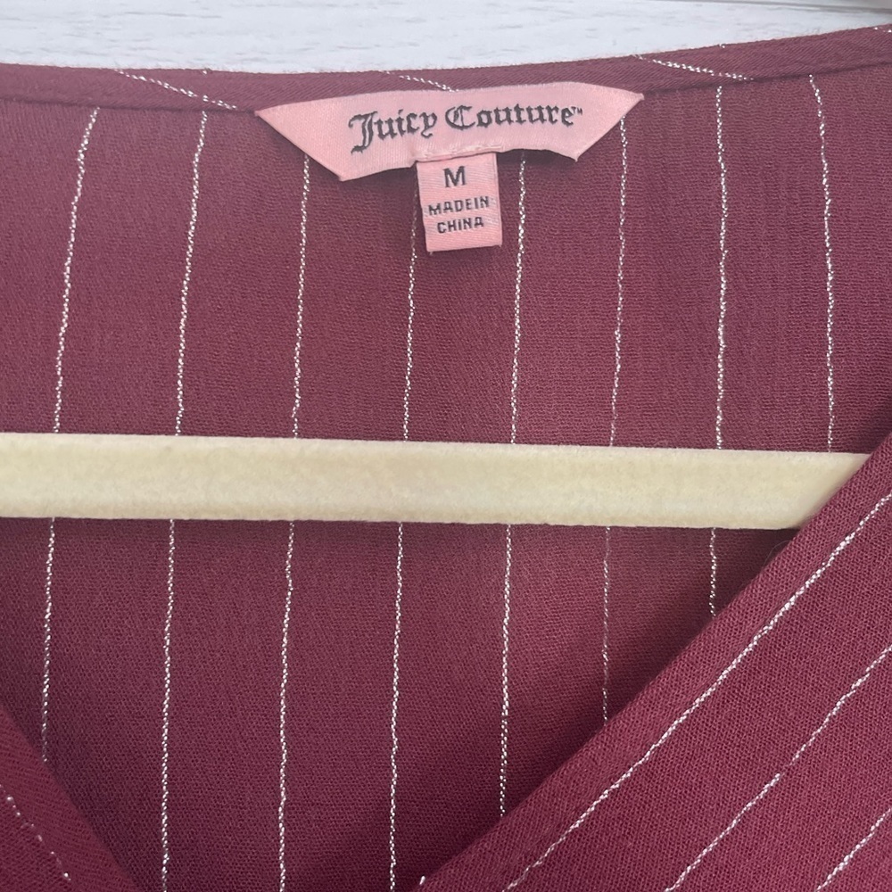 Vintage Juicy Couture Y2K Burgundy Ruffle Sleeve Sparkle Top Size M - Picture 3 of 7